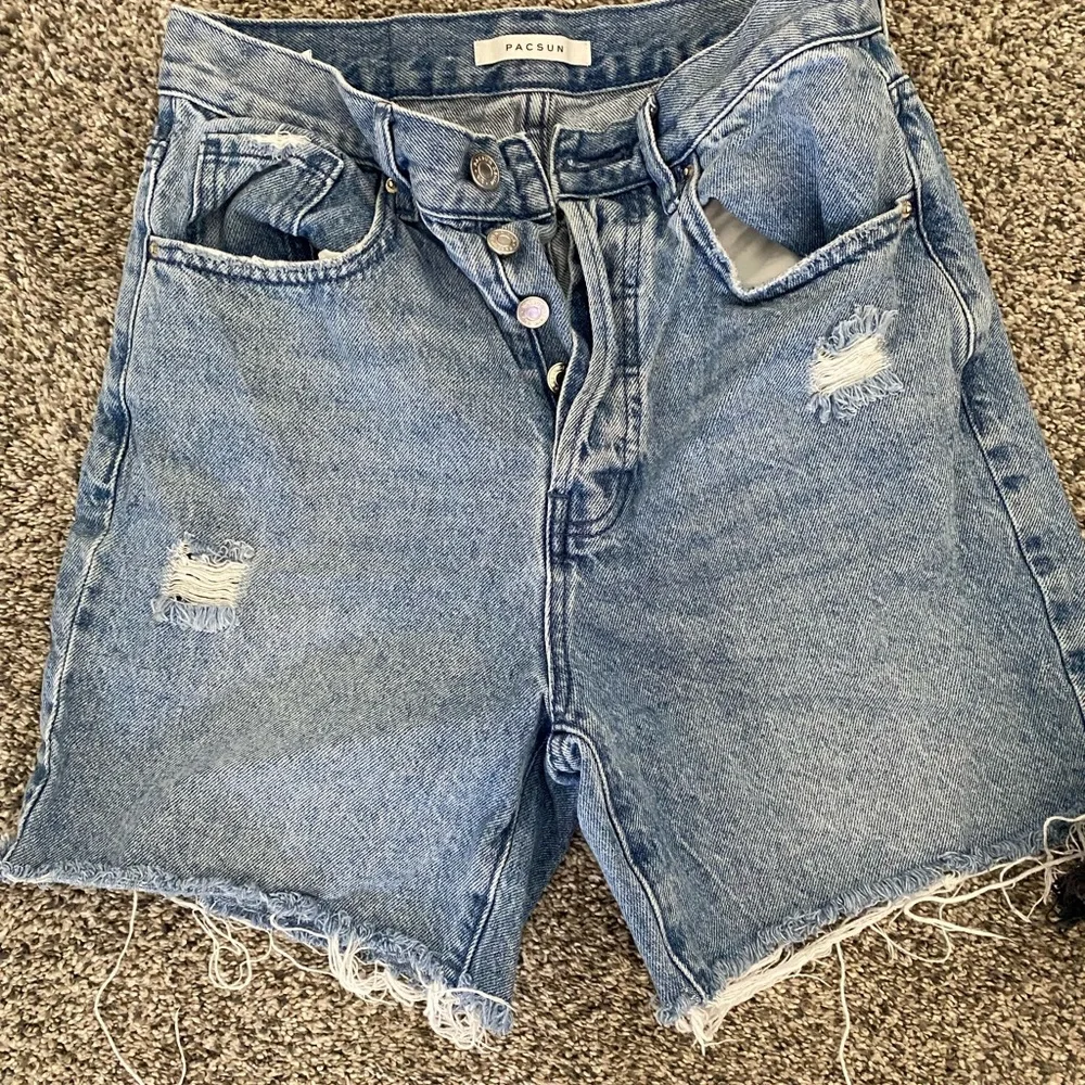 PacSun Stylish Black and Blue Denim Women's Shorts size 26